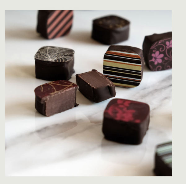 Box of 15 chocolates - Image 4