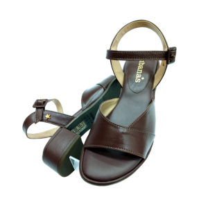 Sandália Marca Cubanas em Pele
