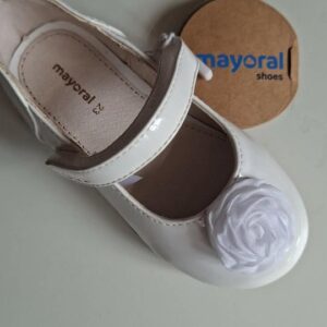 Sabrinas flor menina