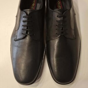 Sapato Académico Liso Homem em Pele