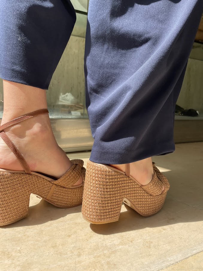 Sandalia de rafia Gold&Rouge - Imagen 2