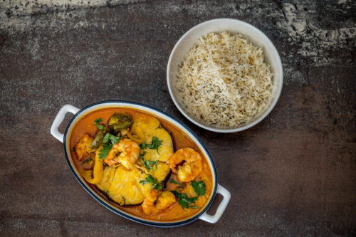 Moqueca de peixe e camarão