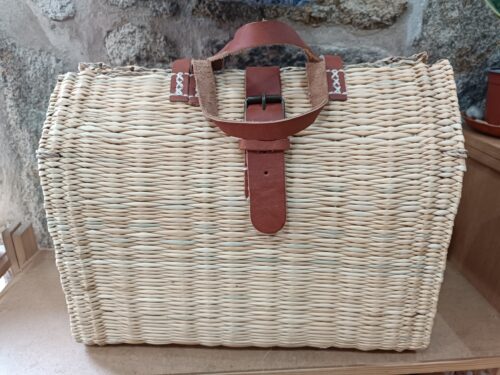Cesta de Junco