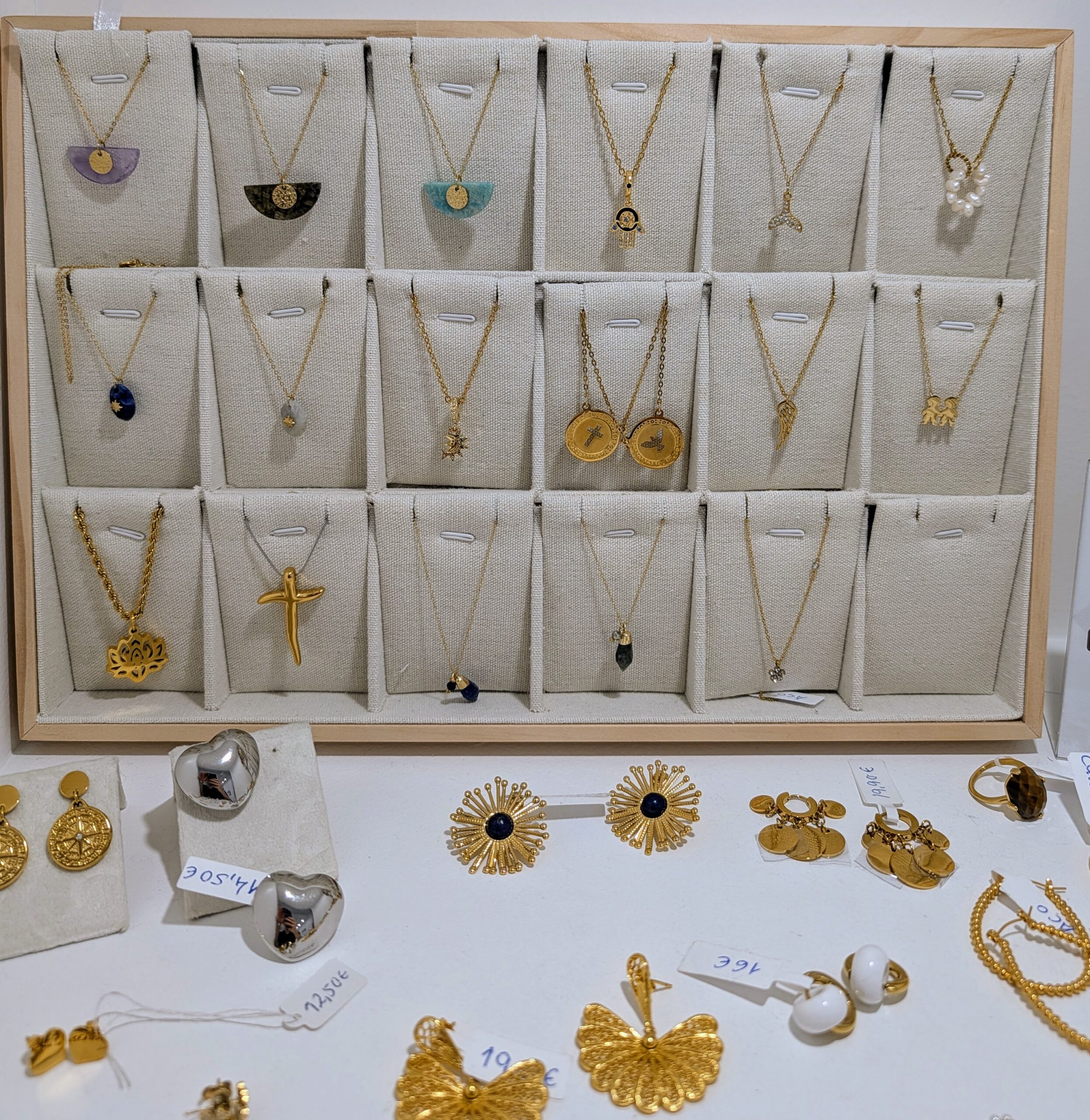 Bijuteria em Aço com Minerais - Colares, Pulseiras, Anéis, Brincos etc - Image 2