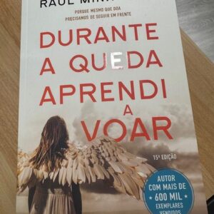 Livro "Durante a Queda Aprendi a Voar"