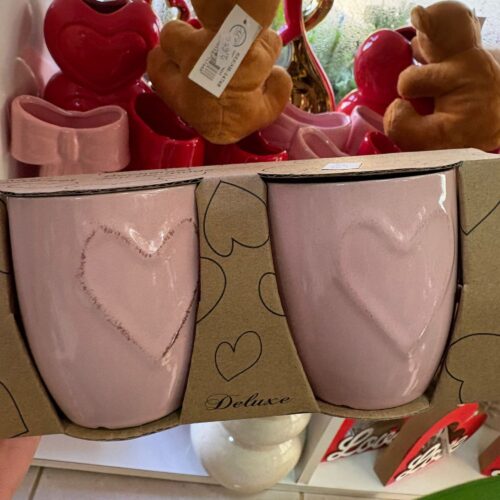 Canecas em Cerâmica com Coração