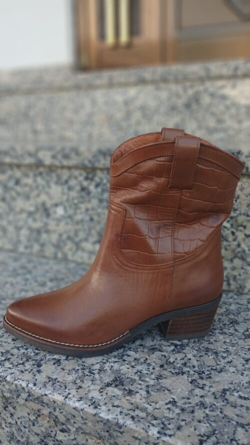 Bota Mulher (Castanho)