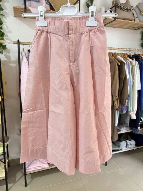 Calça rosa tipo saia (4/5 anos)