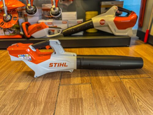 BGA 50: Soprador a bateria STIHL