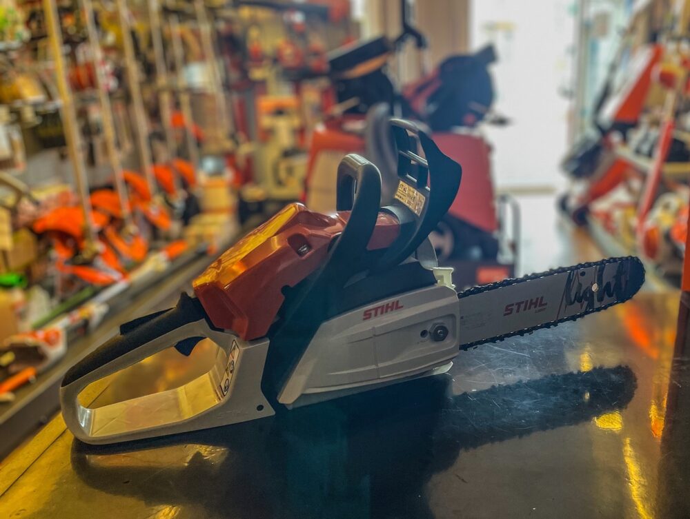 MS 162: STIHL petrol chainsaw - Image 2