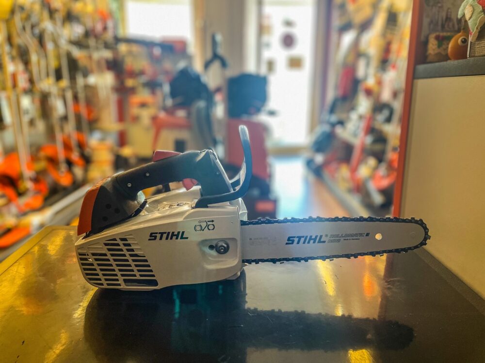 MS 194 TC-E: Motosierra de poda a gasolina STIHL - Imagen 2