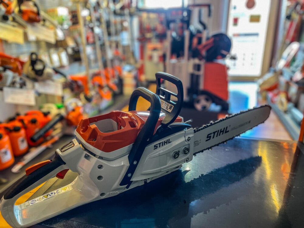 MSA 300: Motosierra profesional a batería STIHL - Imagen 2