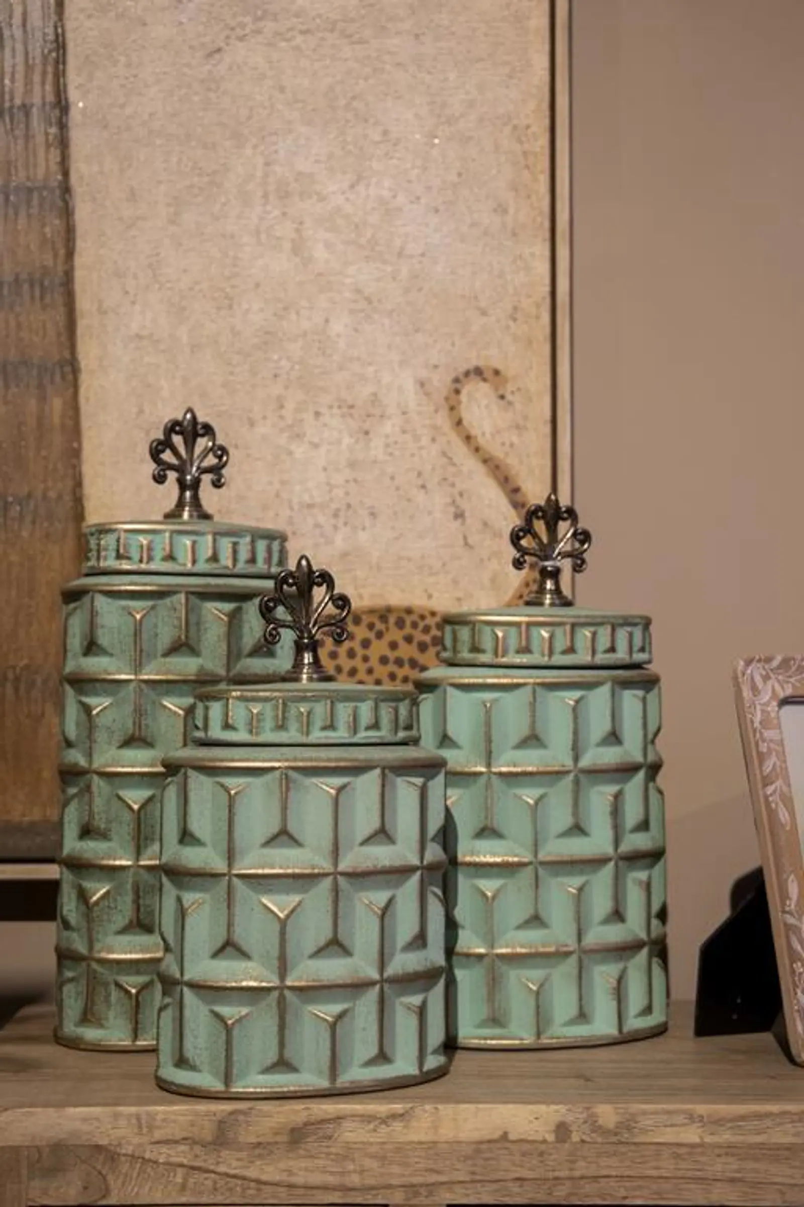 Pote Decorativo Verde e Dourado - Image 3