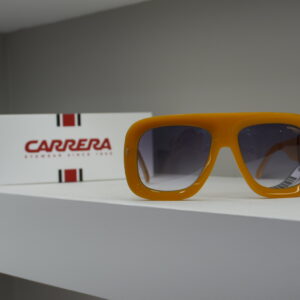 Óculos Carrera