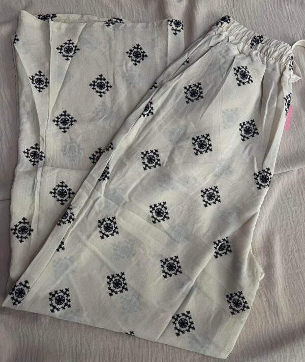 Pantalonas brancas