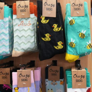 Calcetines "Crazy" con diseños creativos y coloridos