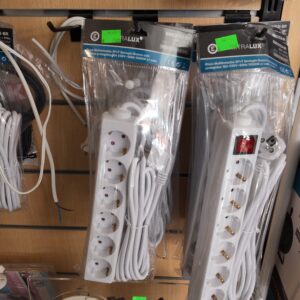 Extensiones Eléctricas con Múltiples Tomacorrientes