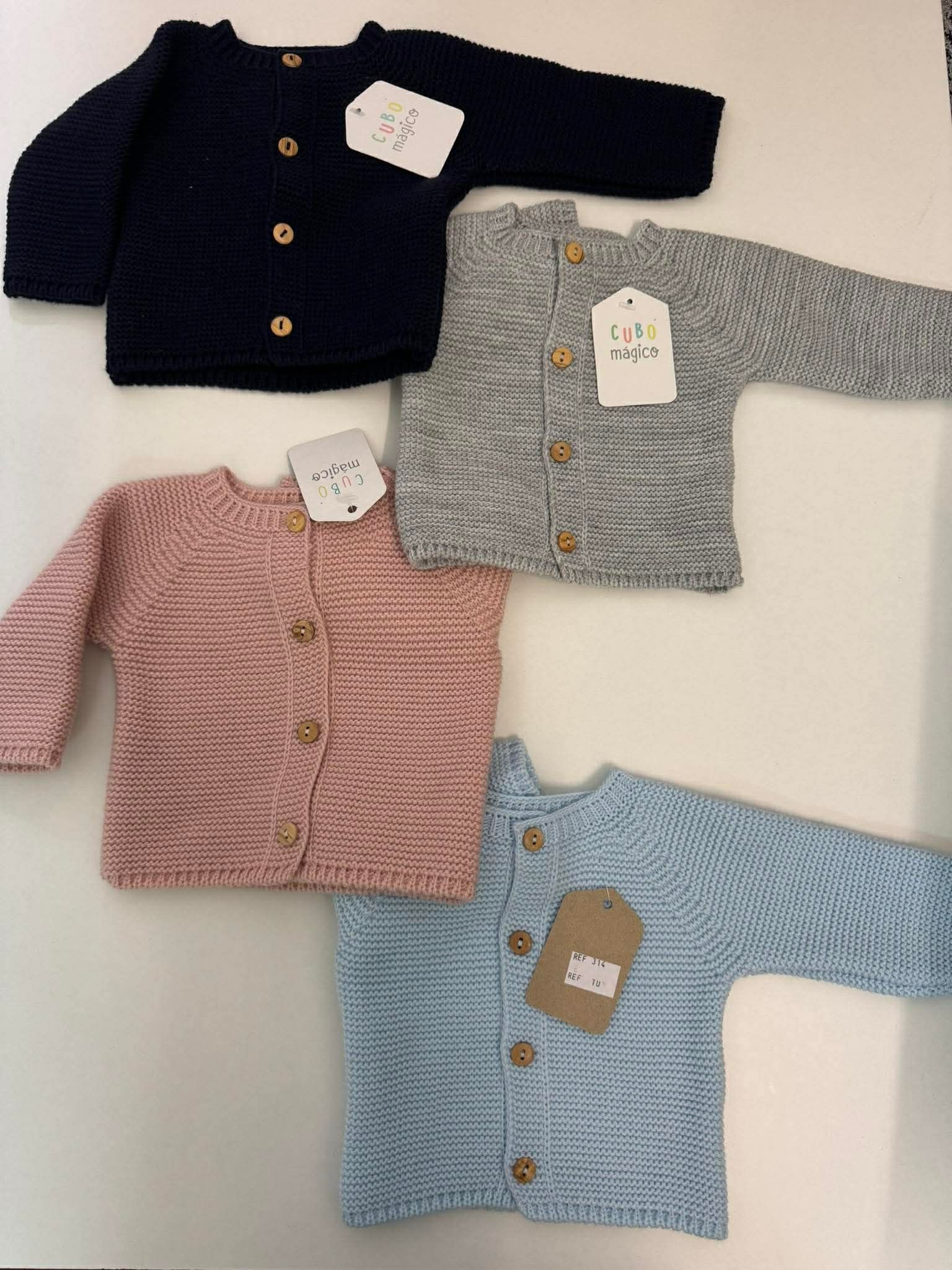 Chaquetita de Punto para Bebé