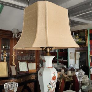 Candeeiro de Mesa em Loiça