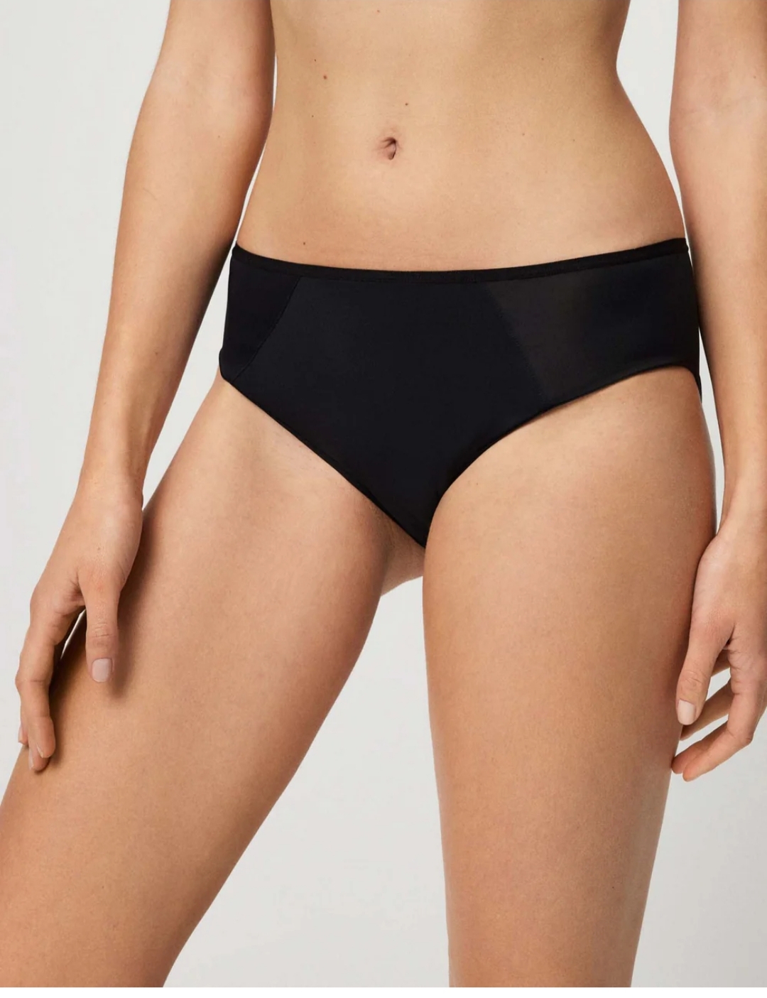Cueca mestrual- Isabel Mora