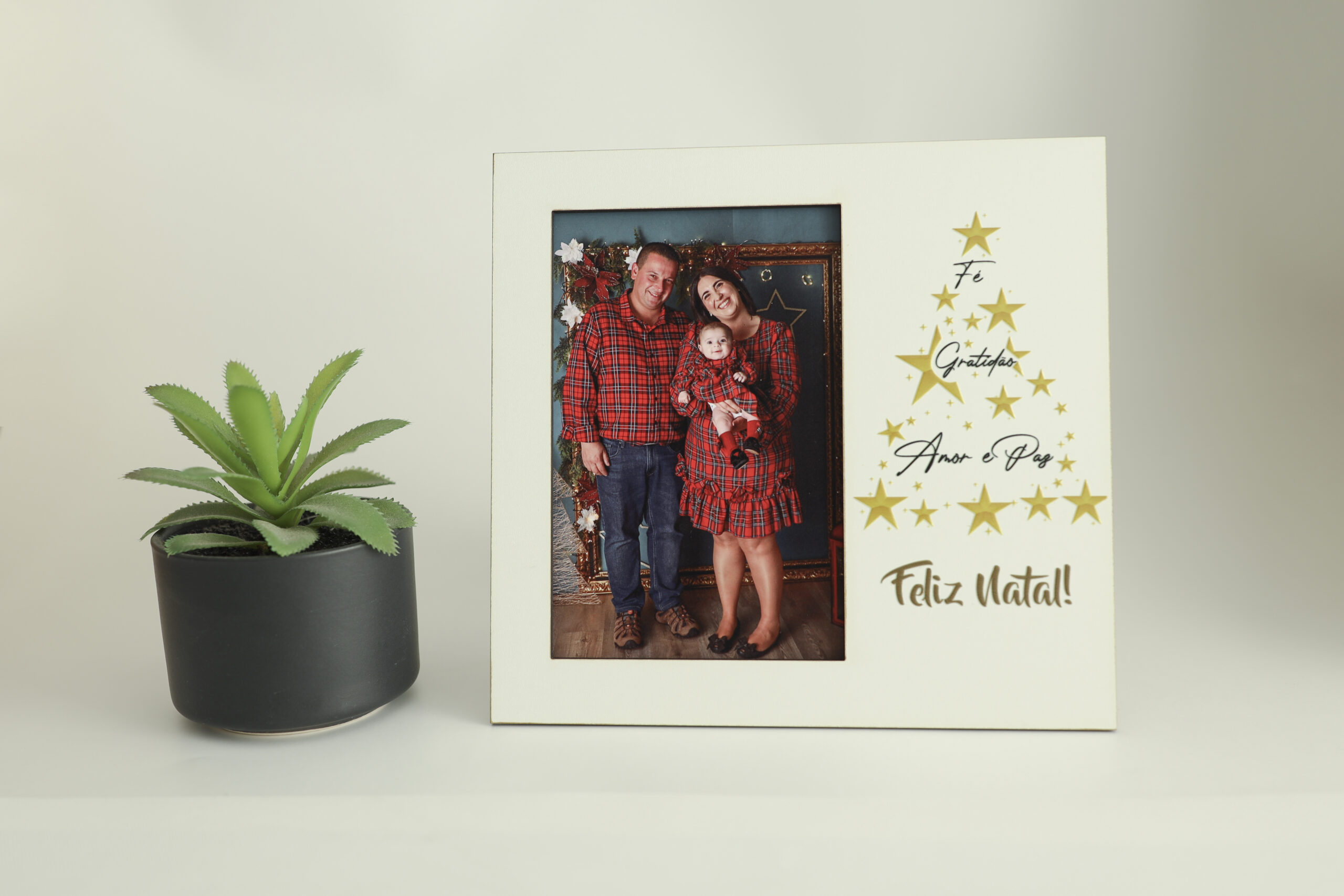 Moldura Natal pinheiro dourado