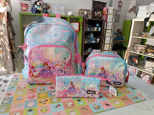 Conjunto escolar Ghuts Pequena Princesa