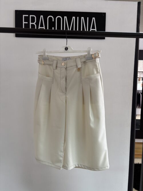 Calções Bermudas Bege Fracomina