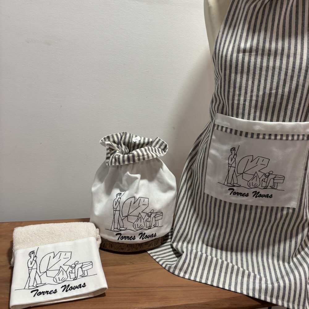 Conjunto Bordado Torres Novas