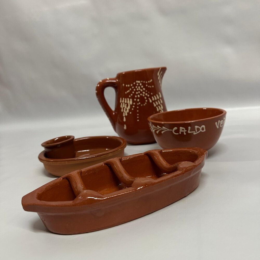 Conjunto de barro