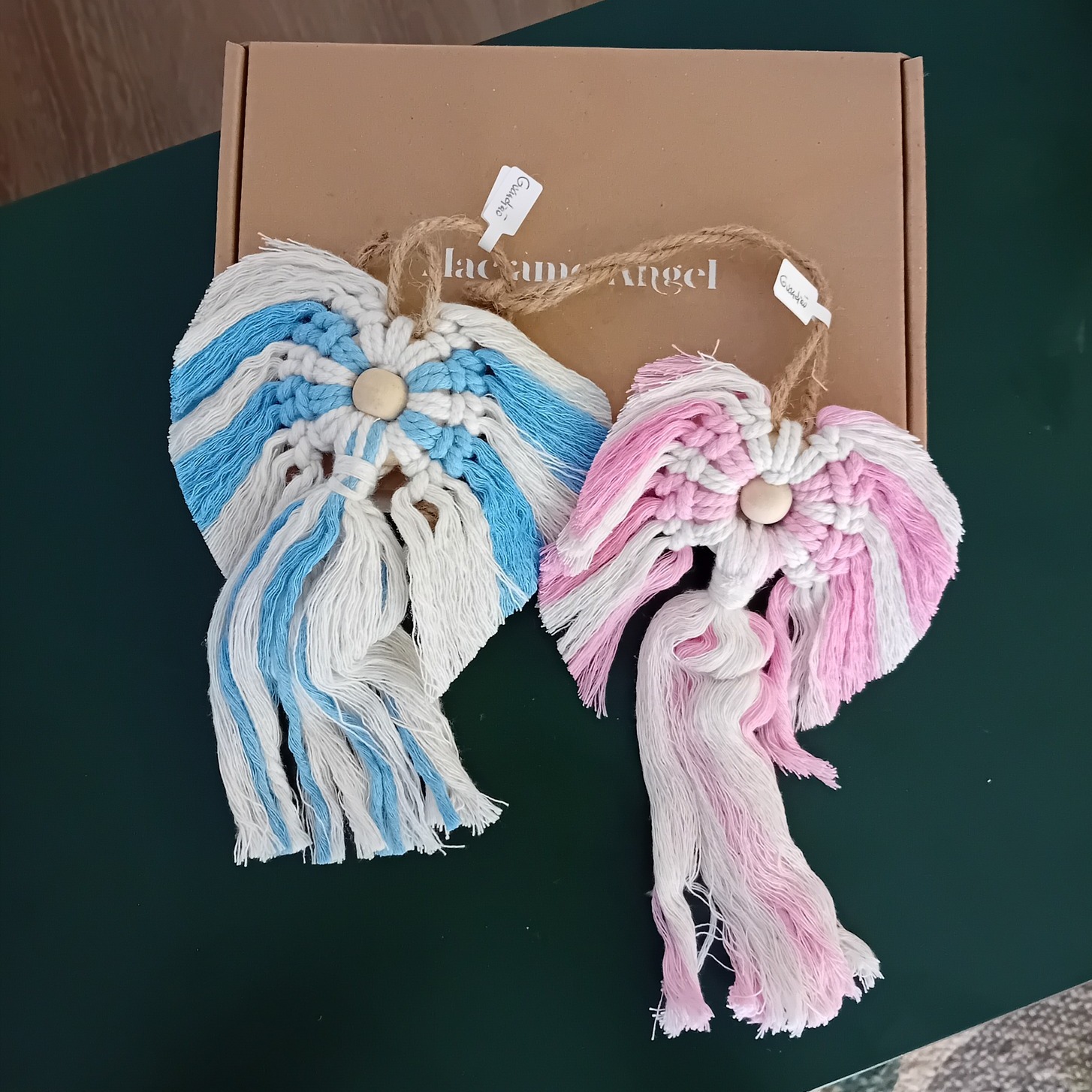 Anjo de Macramê Hati-Hati - Guardião Rosa - Image 2