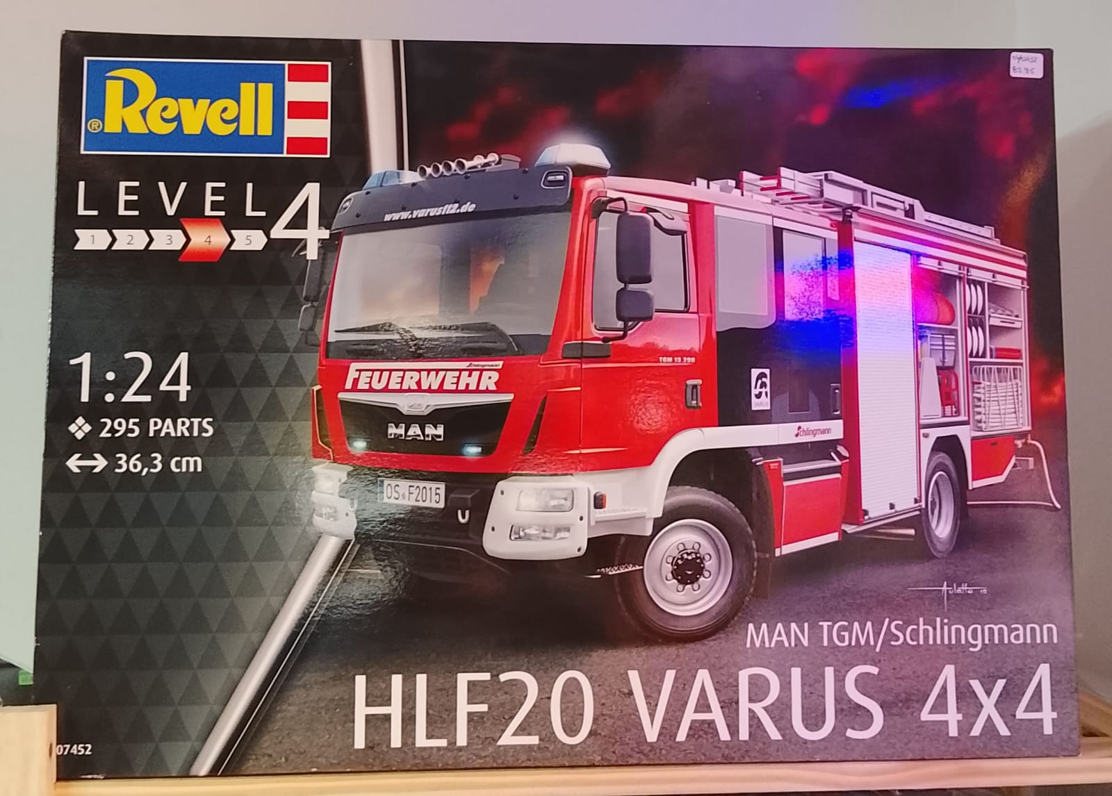 Kit revell MANTGM/SCHLINGMANN HLF20 VARUS 4X4