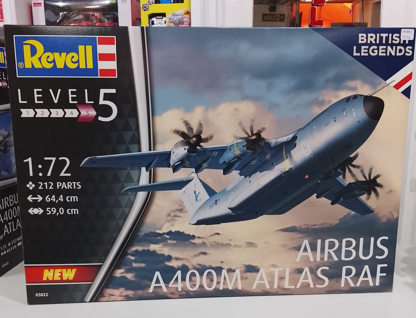 Kit revell AIBUS A400M ATLAS RAF