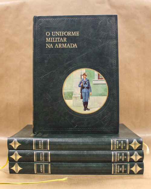O Uniforme Militar na Armada