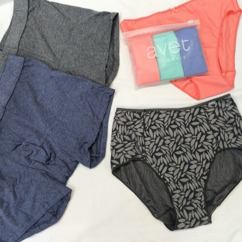 Roupa interior adulto