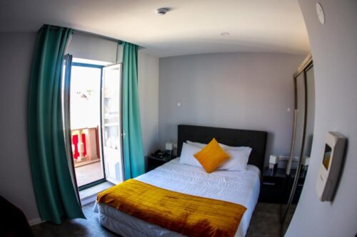 Quarto duplo cama de casal